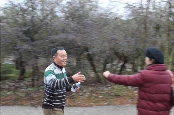 市城開投公司工會舉辦“慶元旦、迎新年”全民健身戶外活動