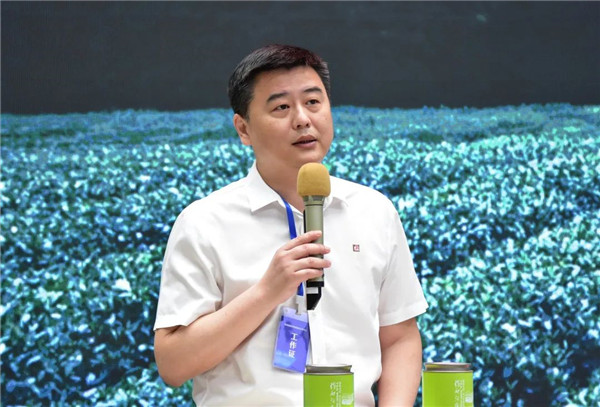 新理念、新時(shí)尚、新方式、新感受——德宇集團(tuán)舉行2022得雨活茶新品發(fā)布推廣會